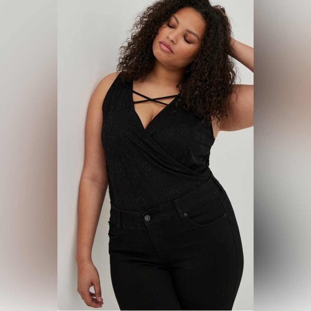 NWT Torrid Surplice Strappy Lace Bodysuit, Black, 5X/28W, Plus Size, Lingerie